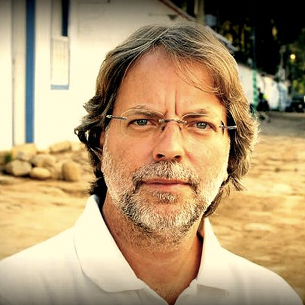 10 Escritores revelam como é o seu processo de escrever portalraizes.com - 10 Escritores revelam como é o seu processo de escrever