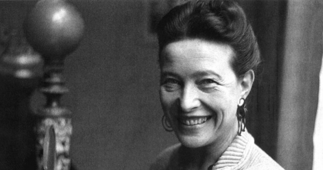 A mulher é um devir histórico: rastros de Beauvoir no Brasil