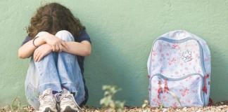 Como ajudar o seu filho a se livrar da fobia escolar