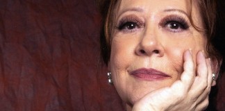 Mãe -Texto de Danuza Leão na interpretação bem humorada de  Fernanda Montenegro