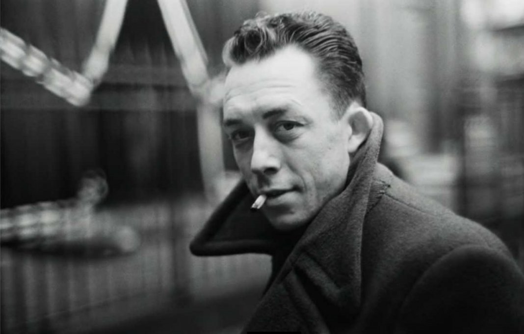 “Aos vinte anos reina o desejo, aos trinta reina a razão, aos quarenta o juízo” por Albert Camus