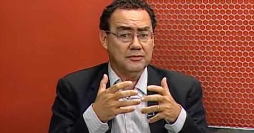 “As escolas estão preparando alunos para os hospitais psiquiátricos”, diz Augusto Cury