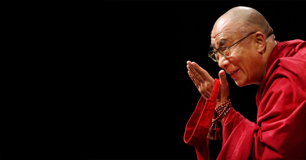 Os 8 Versos que podem transformar e expandir a sua mente – Por Dalai Lama