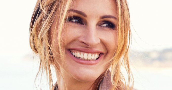 landscape-1507019773-julia-roberts-shoot-1