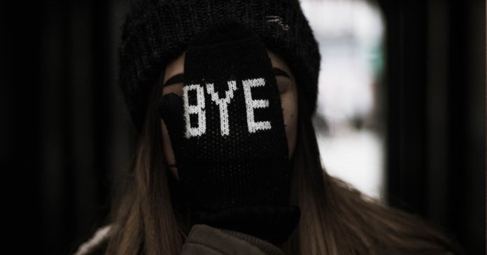 adult-blur-bonnet-246804