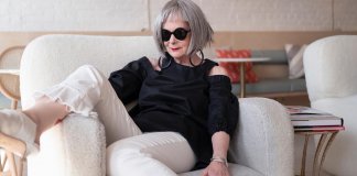 “Nunca é tarde demais para realizar um sonho para a vida toda. Envelhecer é problema dos outros”, diz Lyn Slater, blogueira de moda aos 70 anos