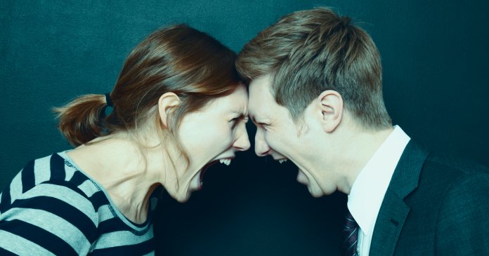 Fighting-couple