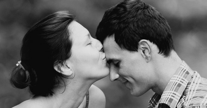 Love_A_kiss_on_the_forehead_061624_