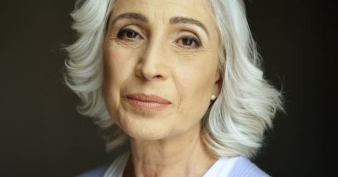 depositphotos_201927698-stock-video-close-up-portrait-of-happy