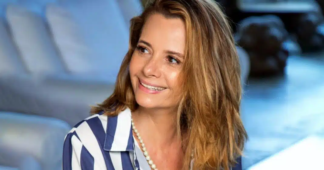 92e8d840-b499-11e9-bbdf-1d09e6417242 Ao descobrir traição com mais de 30 mulheres, empresária transforma dor em lucro