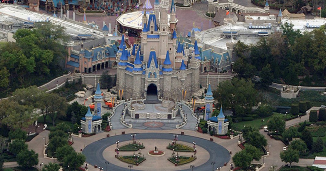 Disney, fechada por coronavírus, vai doar comida para restaurantes populares