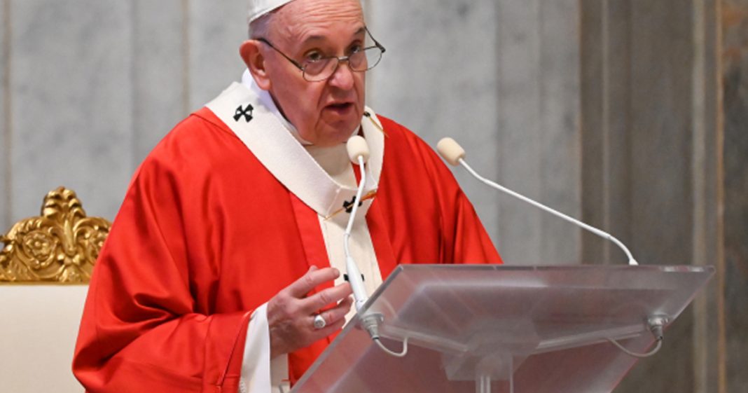 “Preparem-se para tempos melhores”, diz papa Francisco, em entrevista
