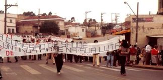 A luta dos médicos e donas de casa pela implantação do SUS