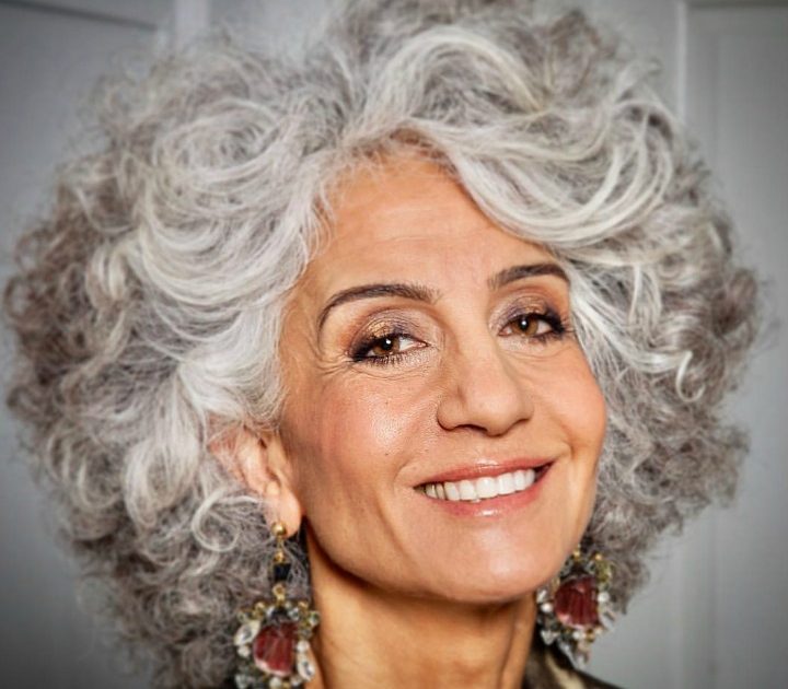 portalraizes.com - 30 fotos de mulheres que assumiram os cabelos brancos