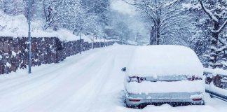 Vídeos mostram a incrível frente fria histórica com neve no Brasil