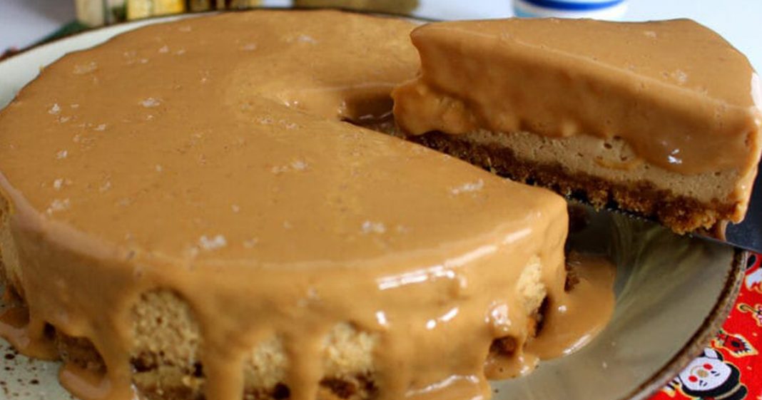 Esse Cheesecake de doce de leite é super fácil de fazer