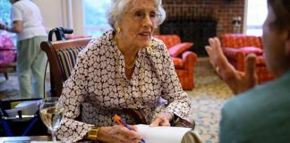 Aos 101 anos, esta mulher publicou seu primeiro livro de poesia
