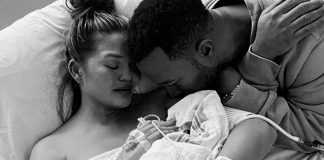 Chrissy Teigen e John Legend perdem bebê logo após o parto e desabafam com fotos comoventes