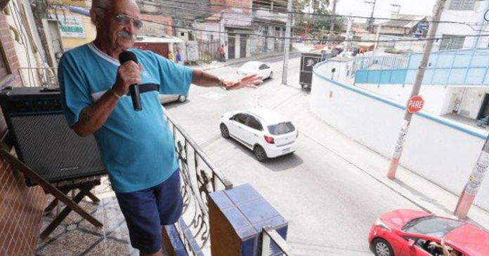 x89822789_ci-rio-de-janeiro-rj-29-09-2020-bx-cantor-da-sacada-francisco-de-as.jpg.pagespeed.ic.uYe0TDVxK4
