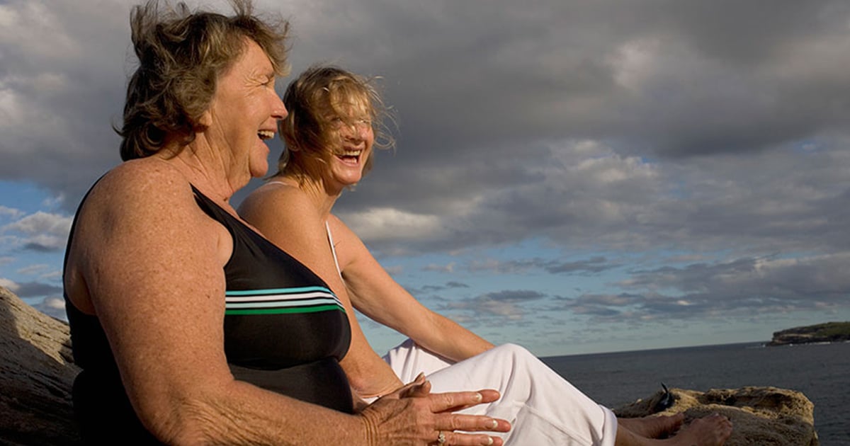 senior-women-friends