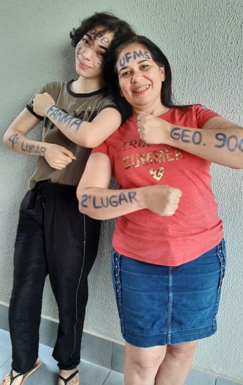 portalraizes.com - Mãe e filha autista passam juntas na universidade