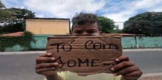 Tamanho da fome: Brasileiros têm sobrevivido com lavagem e água suja