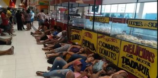 Fome: Famílias ocupam supermercado e pedem alimentos