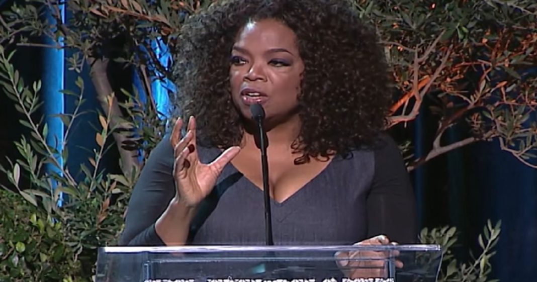 “Ser empoderada é se mover pelo mundo sem medo ou desculpas” – Oprah Winfrey