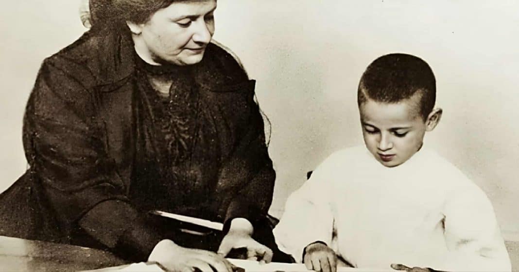 10 maneiras de criar meninos não sexistas, segundo Maria Montessori