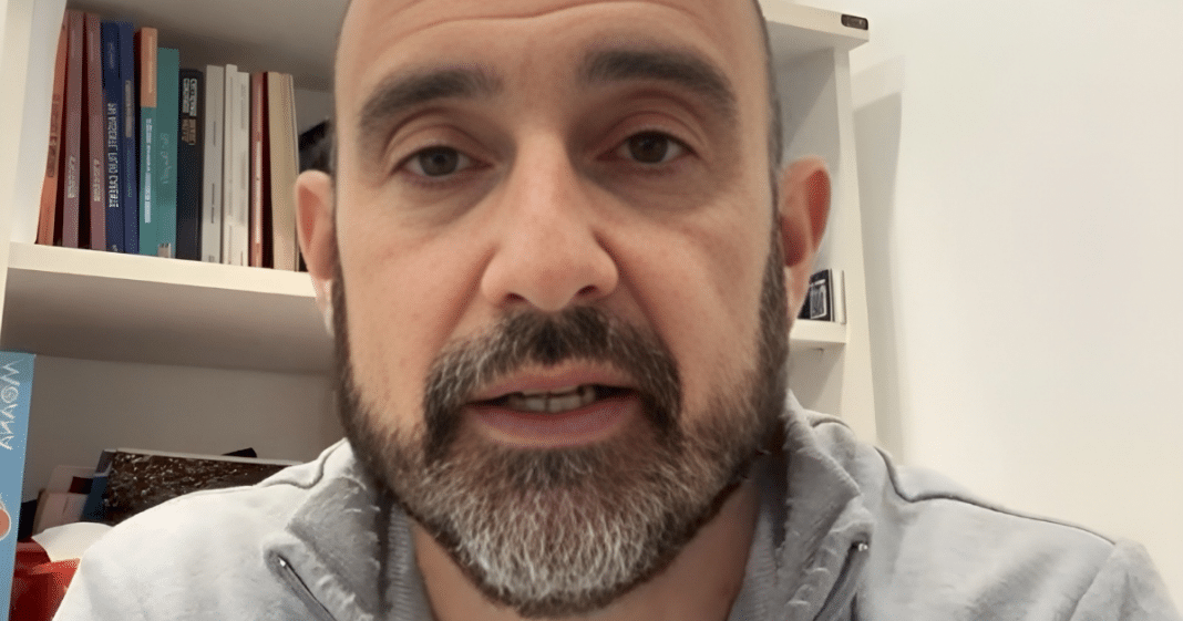 O Homem Afeminado X Hétero Top: A masculinidade predominante que não suporta ser questionada